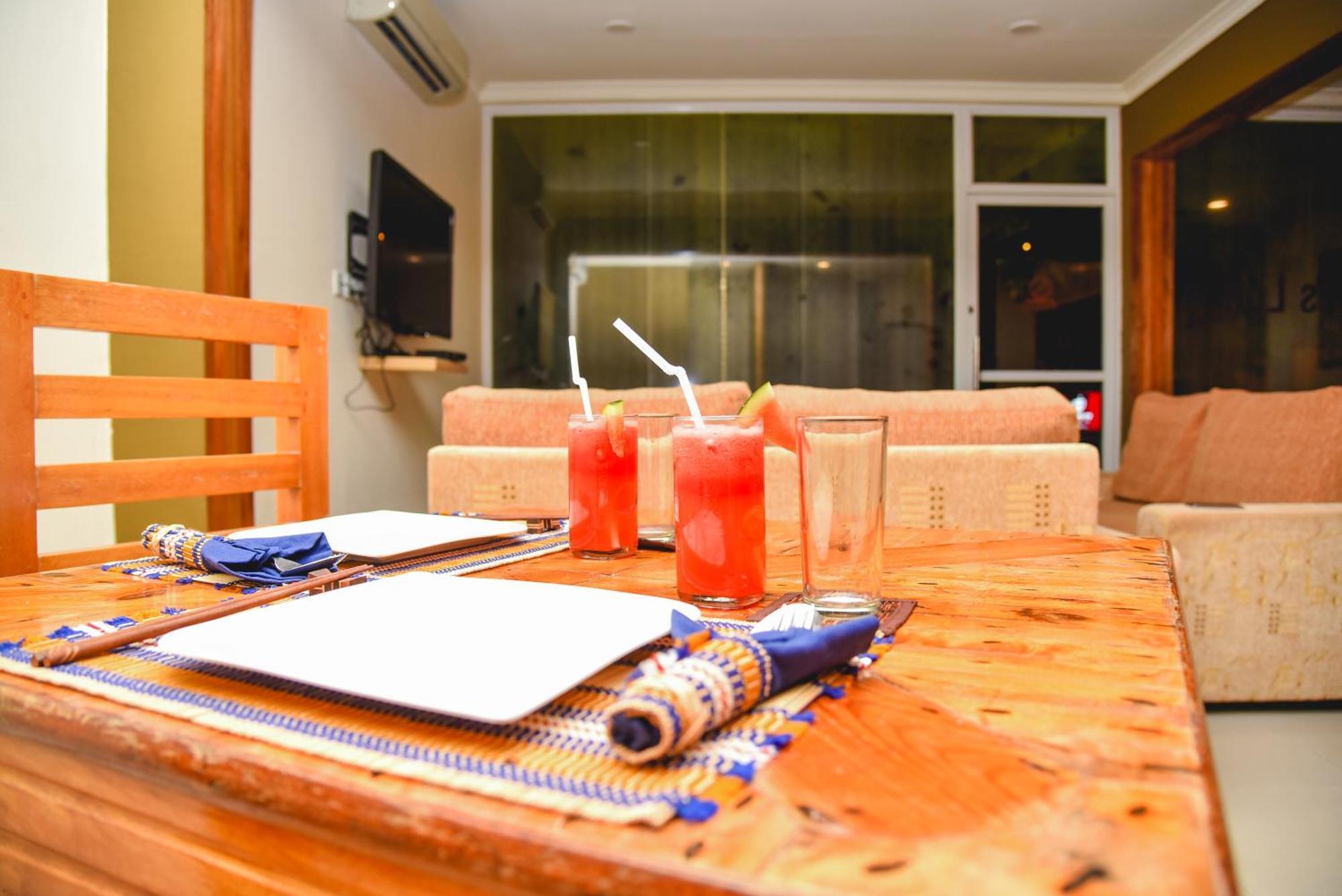 Equatorial Divers Lodge Addu City Exterior photo